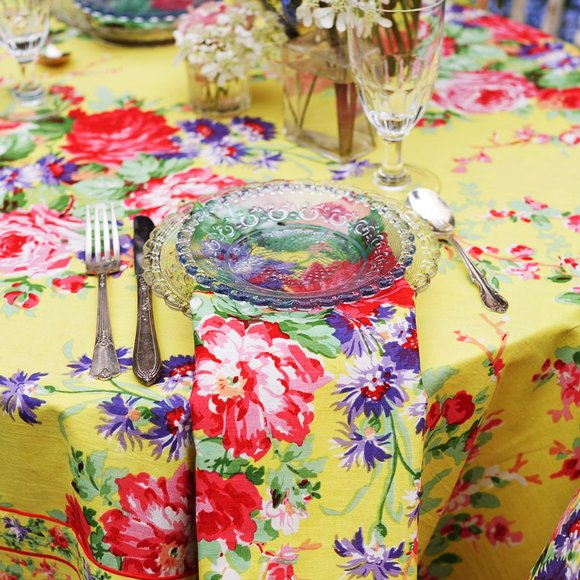 April Cornell Tablecloth Cottage Rose 36x36 NWT - Picture 3 of 4